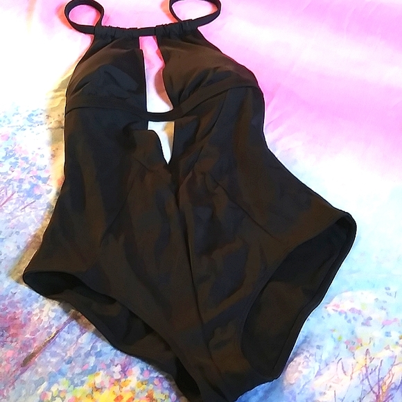 Adore Me One Piece Swimsuit - Picture 5 of 5